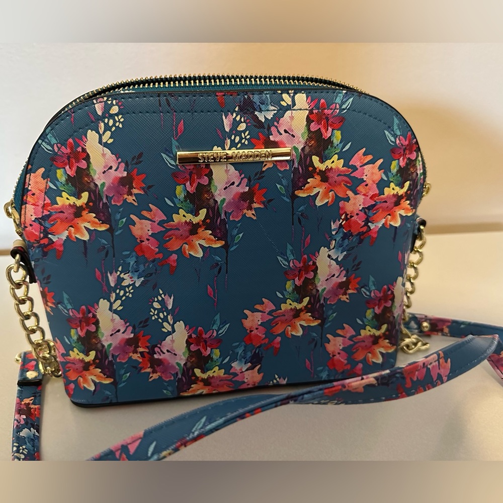 Steve Madden Floral Crossbody Gem